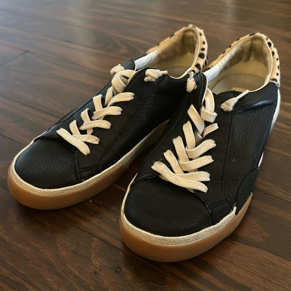 Size 6 dolce vita sneakers